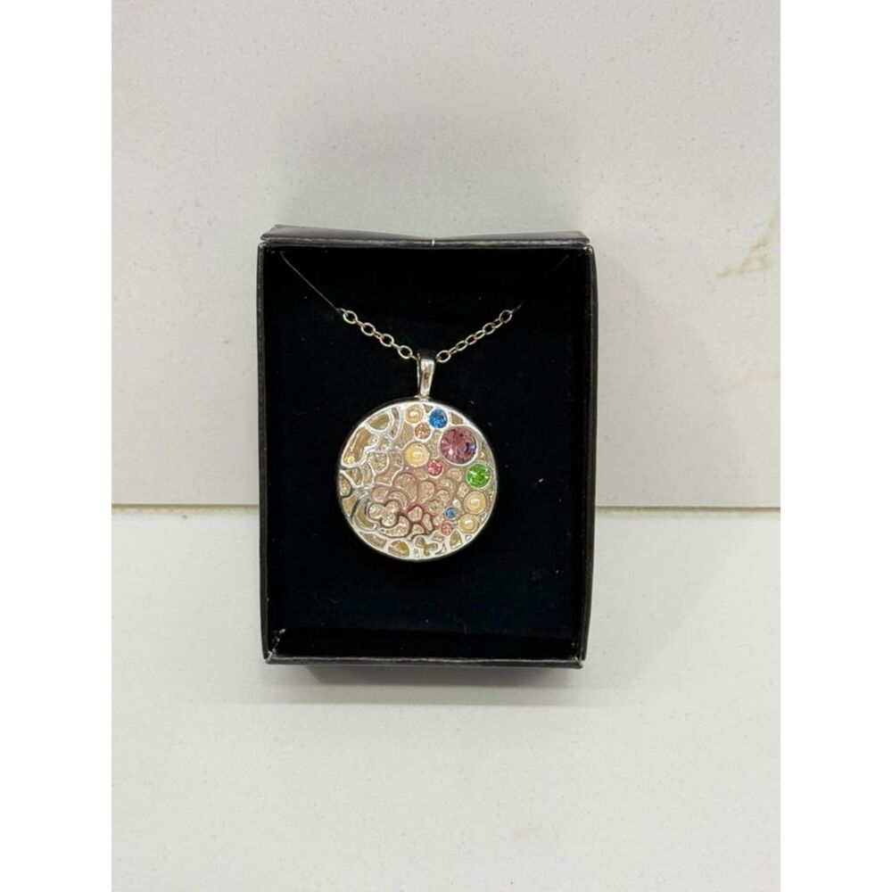 Vintage Avon Secret Treasures Goldtone Rhinestone Pendant Necklace